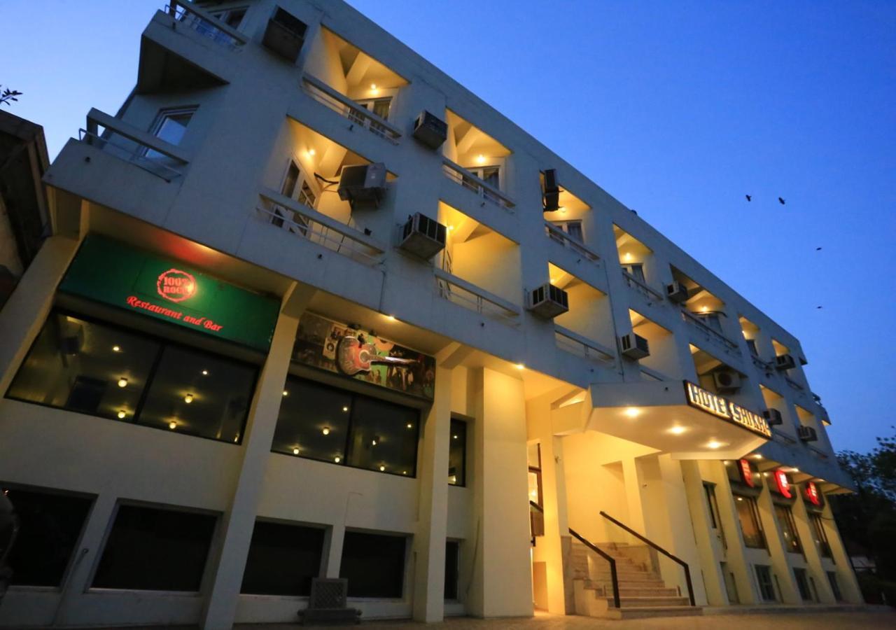 Hotel Shikha Jaipur City Centre Bagian luar foto